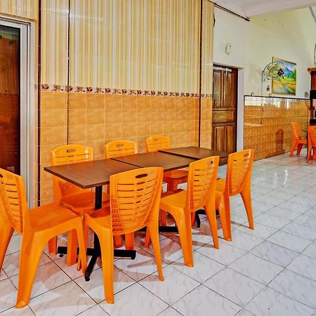 Collection O 91489 Hotel Tanjung Permata Cilacap Exterior foto