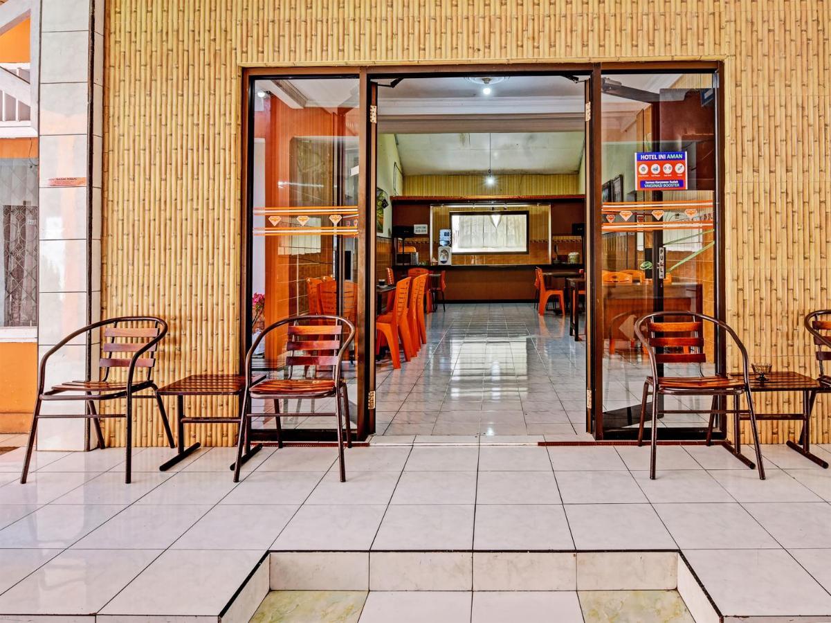 Collection O 91489 Hotel Tanjung Permata Cilacap Exterior foto