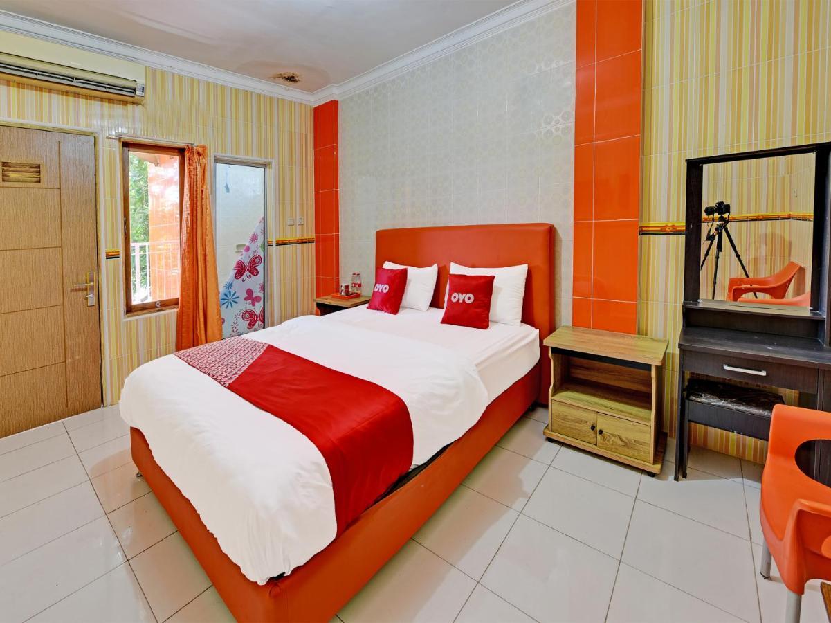 Collection O 91489 Hotel Tanjung Permata Cilacap Exterior foto